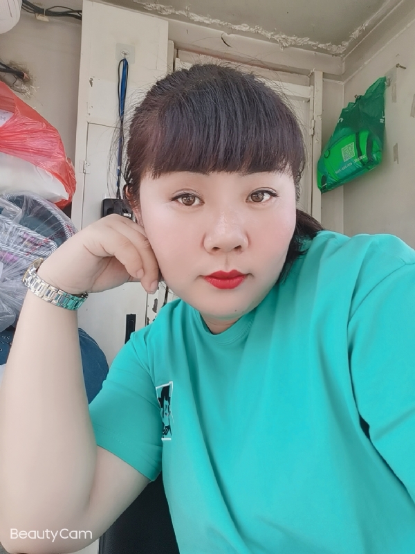 小不点的第一张照片--青岛残疾人相亲网
